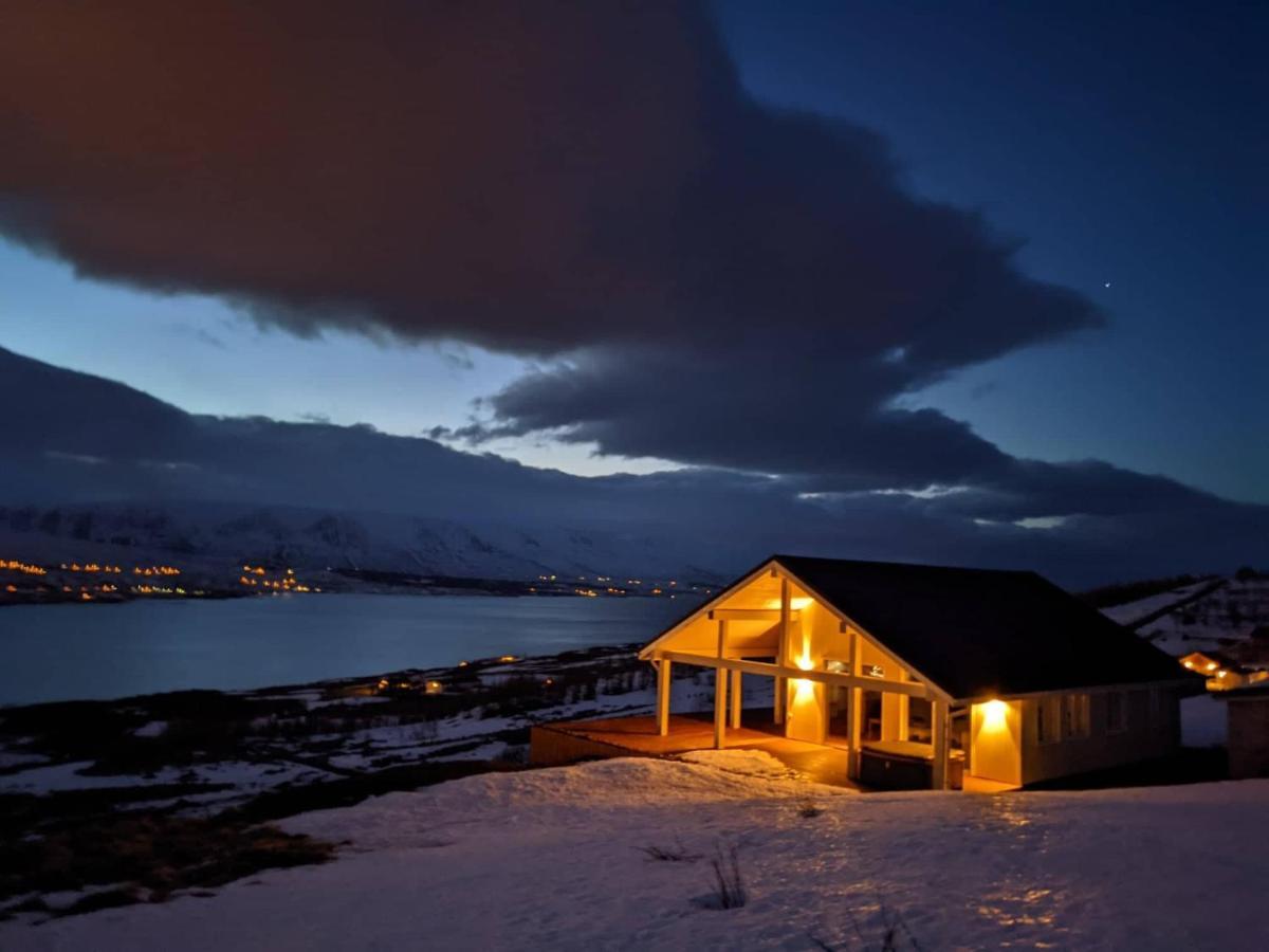 Akureyri - Cabin With An Amazing View Exteriör bild